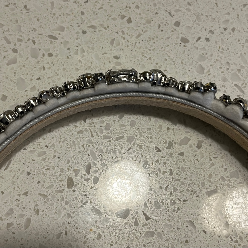 Wedding‎ style silver Headband With Gemstones, Fashionable And Elegant - Picture 6 of 9
